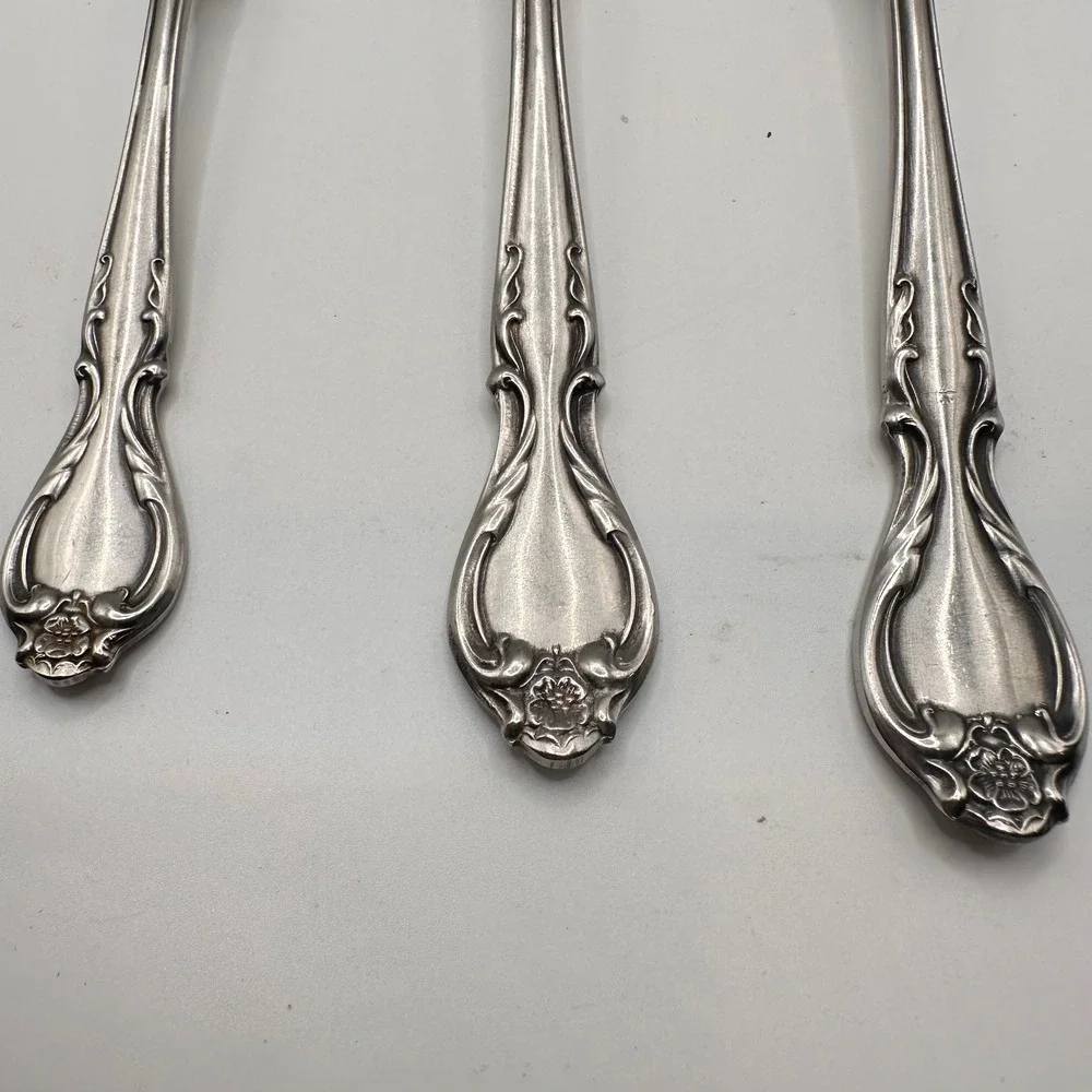 Lyon stainless flatware